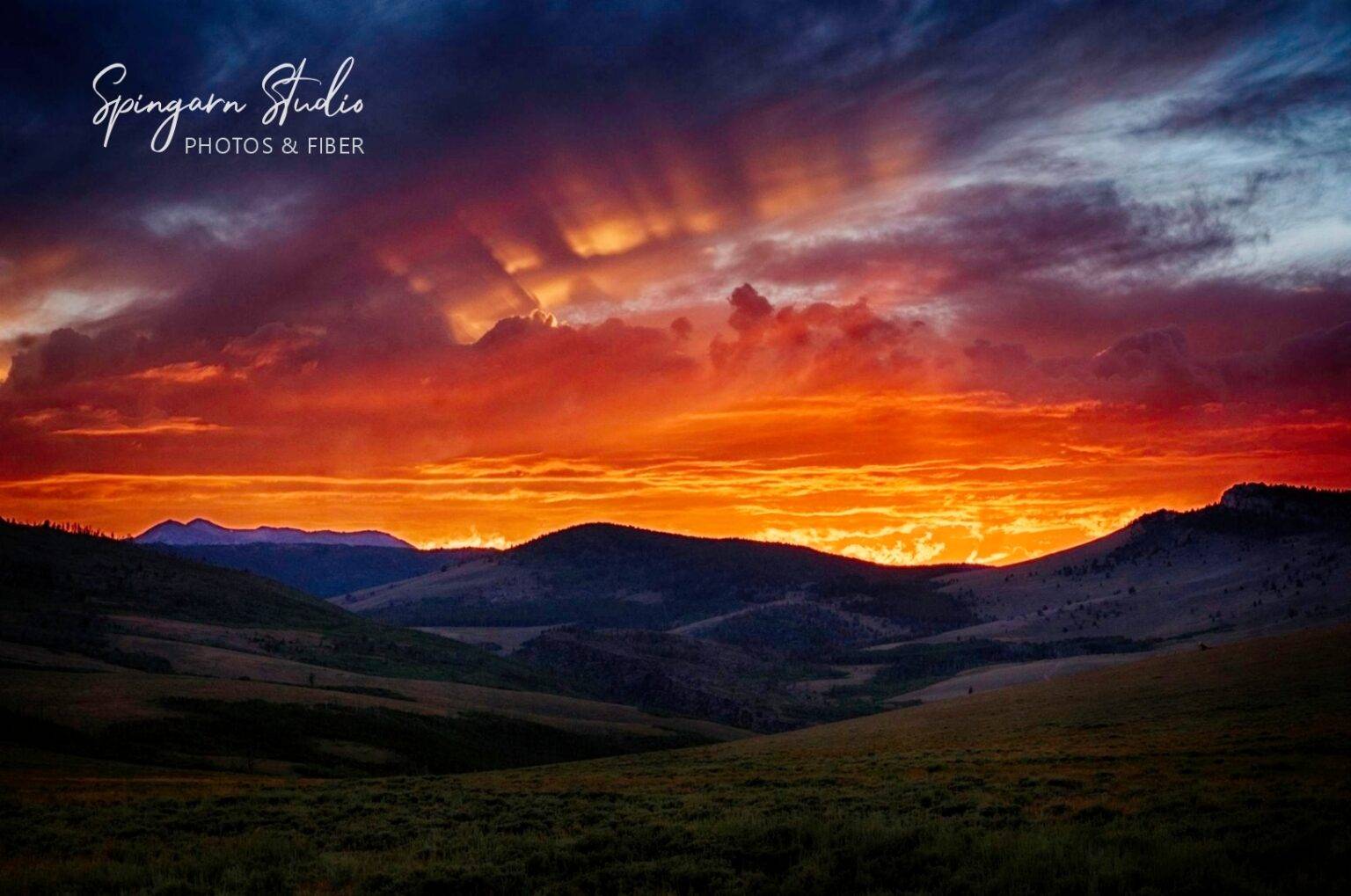 Wyoming Sunset,western photography,nature photography,,dramatic sunset