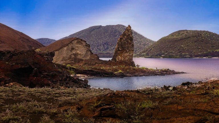 Pinnacle Rock volcanic cone, Bartolome Island Galapagos, Galapagos landscapes